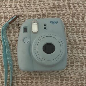 Fujifilm Instax Mini 8 Instant Camera - Light Blue